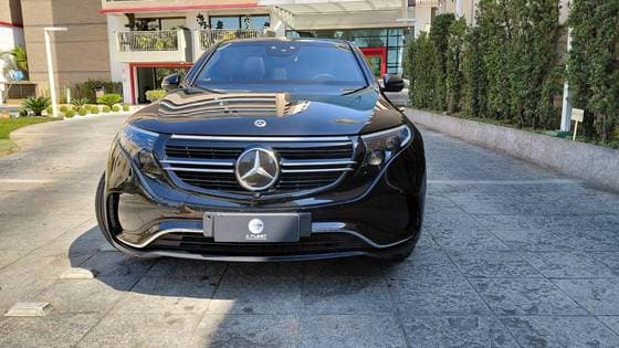 Carro AMG LINE 4MATIC ELÉTRICO