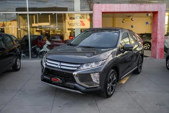 Carro 1.5 MIVEC TURBO GASOLINA HPE-S S-AWC CVT
