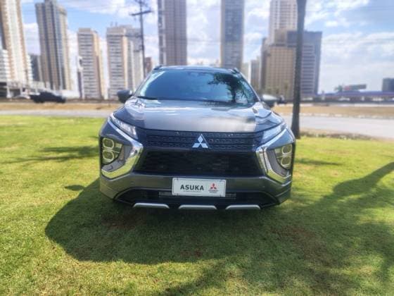 Carro 1.5 MIVEC TURBO GASOLINA HPE-S S-AWC CVT