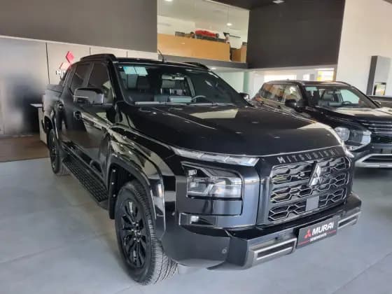 Carro 2.4 BITURBO DIESEL CD KATANA 4X4 AUTOMÁTICO