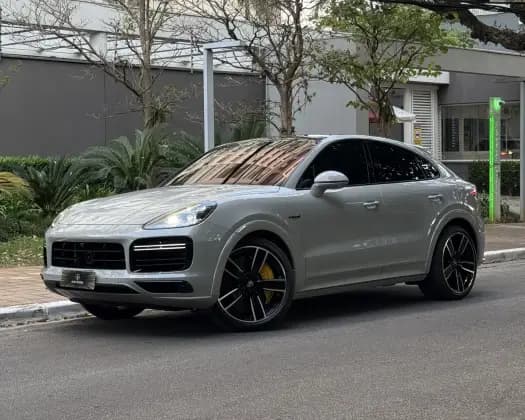 Carro 4.0 V8 E-HYBRID TURBO S COUPÉ AWD TIPTRONIC S