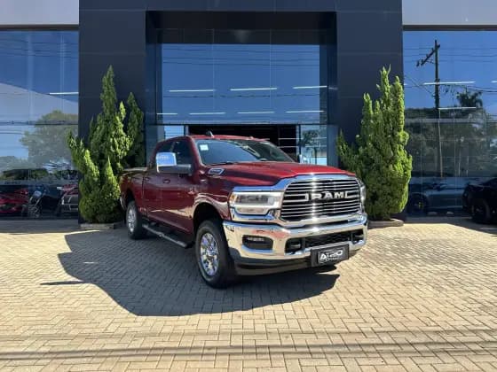 Carro 6.7 I6 TURBO DIESEL LARAMIE CD 4X4 AUTOMÁTICO
