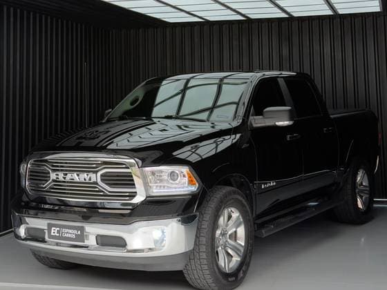 Carro 5.7 V8 GASOLINA LARAMIE NIGHT EDITION CD 4X4 AUTOMÁTICO