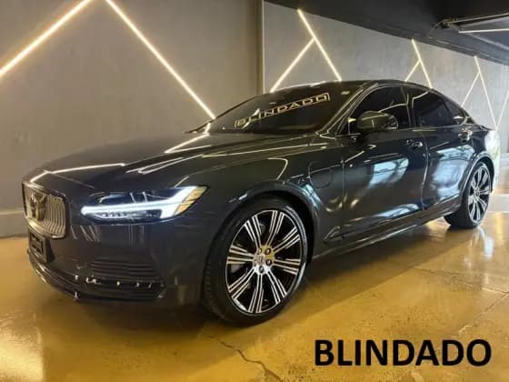Carro 2.0 T8 RECHARGE INSCRIPTION AWD GEARTRONIC