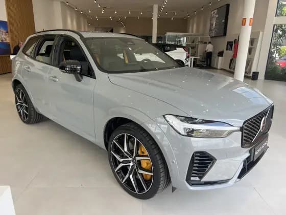 Carro 2.0 T8 PHEV POLESTAR ENGINEERED AWD GEARTRONIC