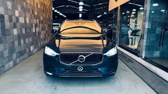 Carro 2.0 D5 DIESEL MOMENTUM AWD GEARTRONIC