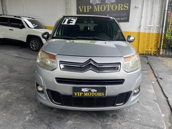 Carro 1.6 FLEX EXCLUSIVE BVA