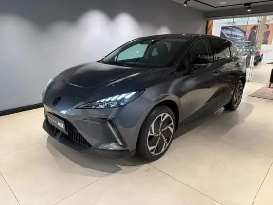 Carro 64 KW ELÉTRICO LUXURY