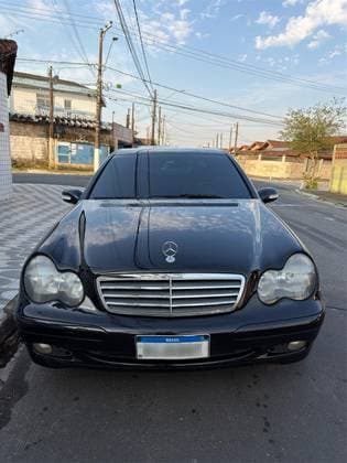 Carro 1.8 CLASSIC KOMPRESSOR 16V 143 CV GASOLINA 4P AUTOMÁTICO
