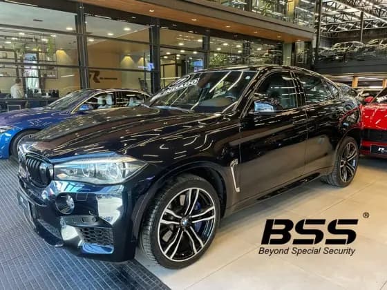 Carro 4.4 M 4X4 COUPÉ V8 32V BI-TURBO GASOLINA 4P AUTOMÁTICO