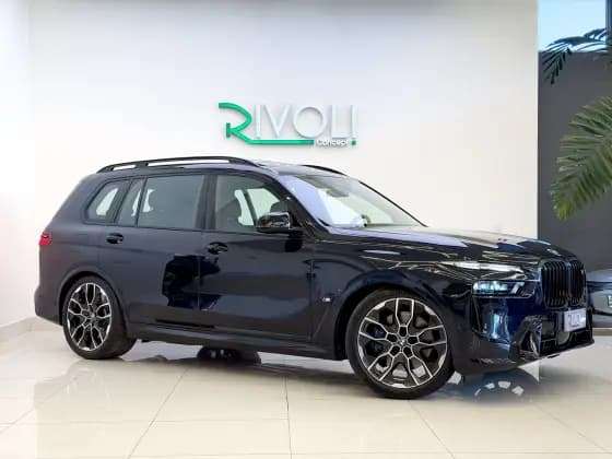 Carro 4.4 V8 GASOLINA M60i STEPTRONIC