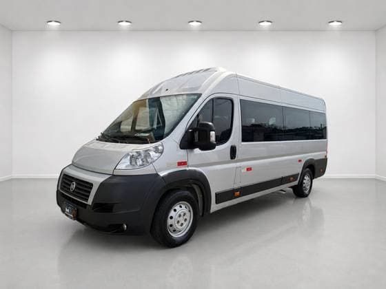 Carro 2.3 MULTIJET DIESEL MINIBUS COMFORT MANUAL