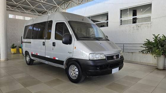 Carro 2.3 MULTI TETO ALTO 16V TURBO DIESEL 3P MANUAL