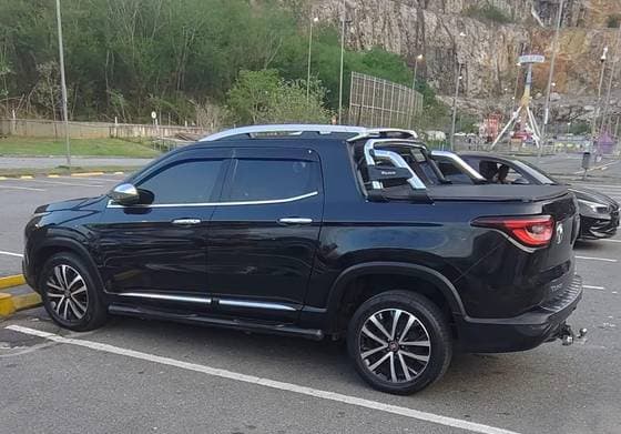 Carro 2.0 16V TURBO DIESEL VOLCANO 4WD AT9