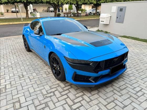 Carro 5.0 V8 GASOLINA DARK HORSE SELECTSHIFT
