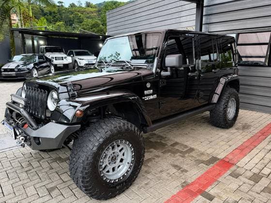 Carro 3.6 UNLIMITED SAHARA 4X4 V6 GASOLINA 4P AUTOMÁTICO