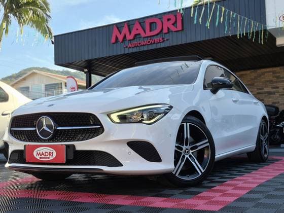 Carro 2.0 CGI GASOLINA 7G-DCT
