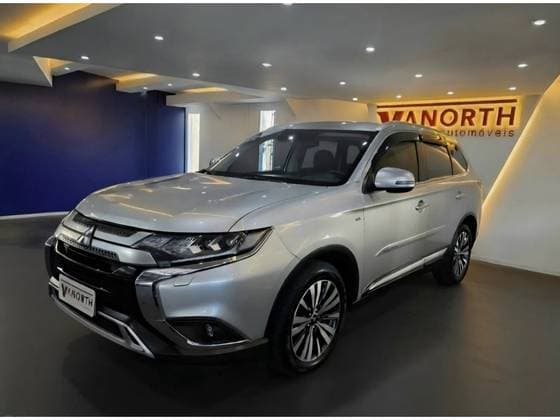 Carro 3.0 MIVEC V6 GASOLINA HPE-S AWD AUTOMÁTICO