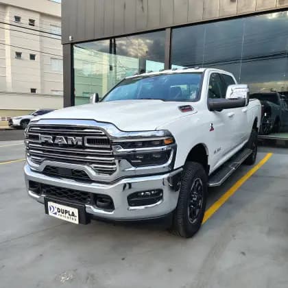 Carro 6.7 I6 TURBO DIESEL LARAMIE CD 4X4 AUTOMÁTICO