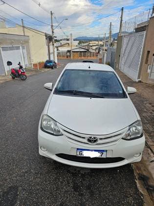 Carro 1.3 X 16V FLEX 4P MANUAL
