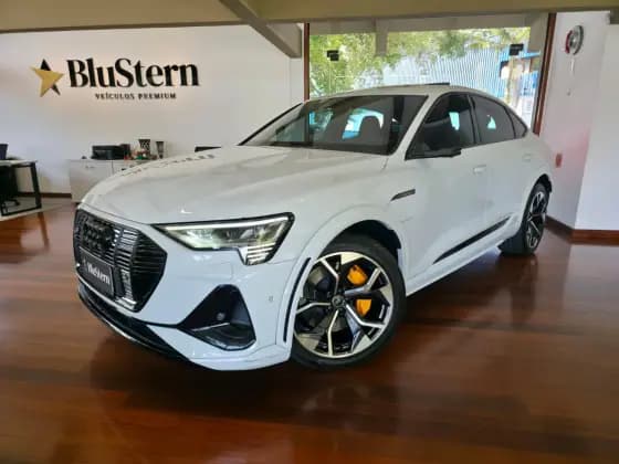 Carro ELÉTRICO SPORTBACK S QUATTRO