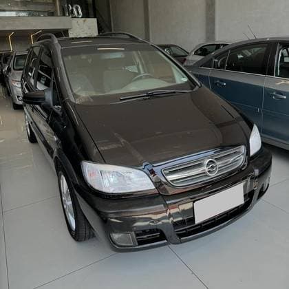 Carro 2.0 MPFI ELEGANCE 8V FLEX 4P MANUAL