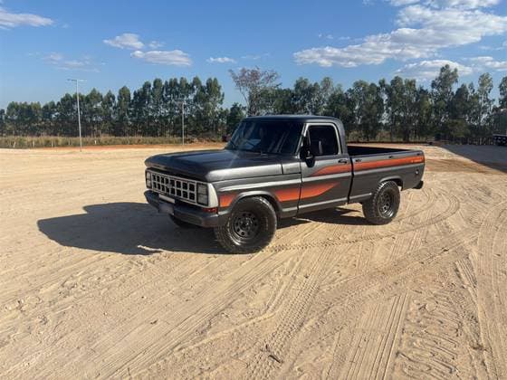 Carro 3.9 SUPER SÉRIE CS 8V DIESEL 2P MANUAL