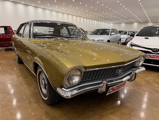 Carro SUPER LUXO SEDAN V8 16V GASOLINA 4P MANUAL