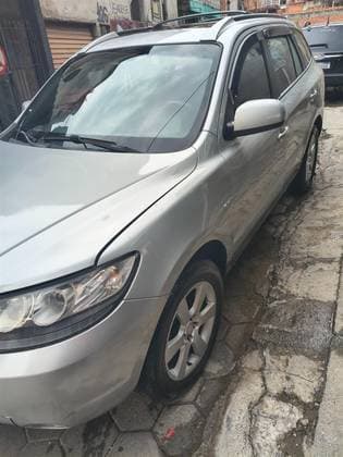 Carro 2.7 MPFI GLS 7 LUGARES V6 24V GASOLINA 4P AUTOMÁTICO