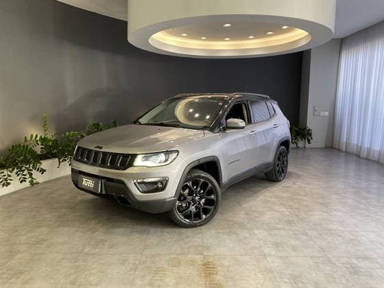 Carro 2.0 16V DIESEL LIMITED 4X4 AUTOMÁTICO