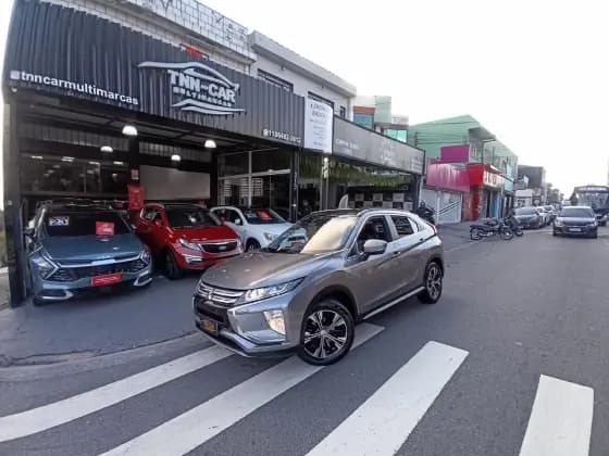Carro 1.5 MIVEC TURBO GASOLINA HPE-S CVT