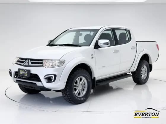 Carro 3.2 HPE 4X4 CD 16V TURBO INTERCOOLER DIESEL 4P MANUAL
