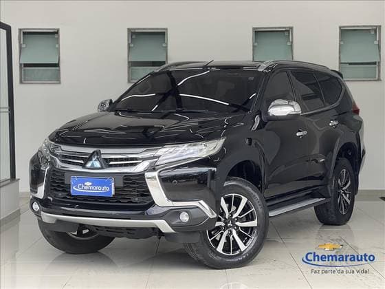 Carro 2.4 16V MIVEC TURBO DIESEL HPE AWD AUTOMÁTICO