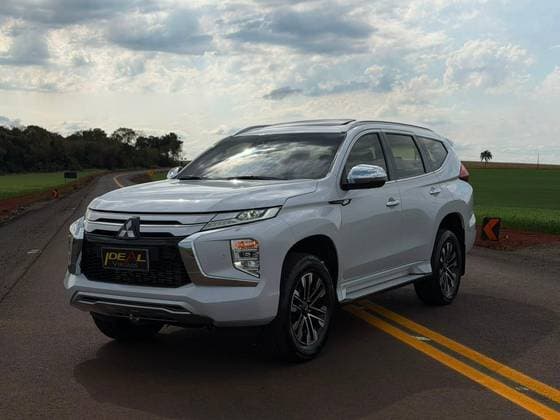 Carro 2.4 16V MIVEC TURBO DIESEL HPE-S AWD AUTOMÁTICO