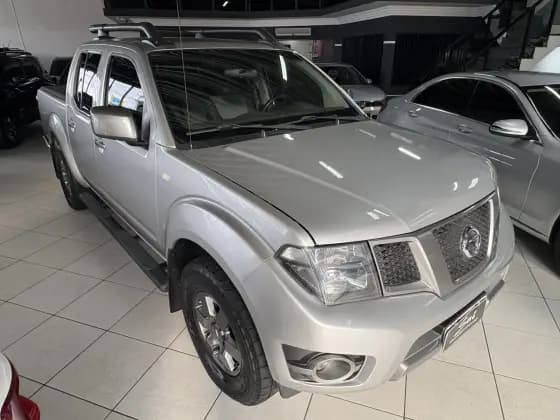 Carro 2.5 SV ATTACK 4X4 CD TURBO ELETRONIC DIESEL 4P AUTOMÁTICO
