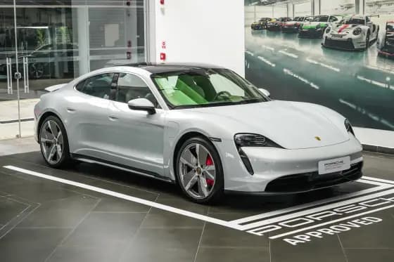 Carro 4S ELÉTRICO