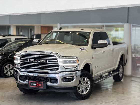 Carro 6.7 I6 TURBO DIESEL LARAMIE CD 4X4 AUTOMÁTICO