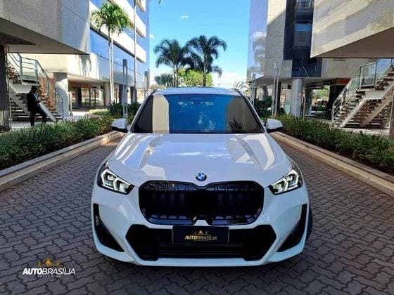 Carro 2.0 16V TURBO GASOLINA SDRIVE20I M SPORT STEPTRONIC