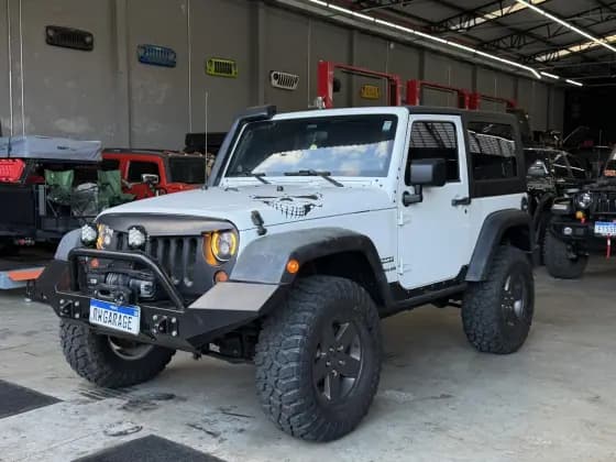 Carro 3.8 UNLIMITED SPORT 4X4 V6 12V GASOLINA 4P AUTOMATICO