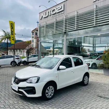 Carro 1.3 X 16V FLEX 4P MANUAL