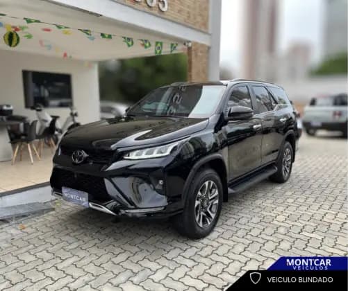 Carro 2.8 D-4D TURBO DIESEL DIAMOND 7L 4X4 AUTOMÁTICO