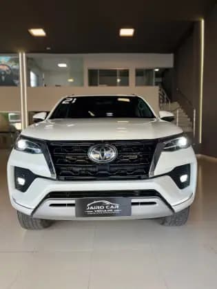 Carro 2.8 D-4D TURBO DIESEL SRX 4X4 AUTOMÁTICO