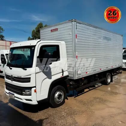 Carro 2.8 TURBO DIESEL CHASSI 4X2 MANUAL