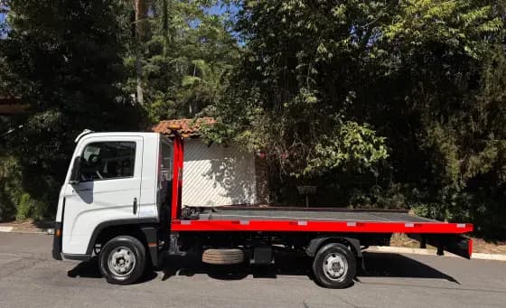 Carro 2.8 TURBO DIESEL CHASSI 4X2 MANUAL