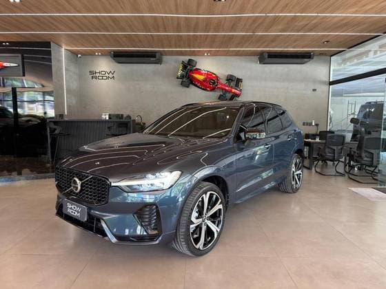 Carro 2.0 T8 RECHARGE ULTIMATE DARK AWD GEARTRONIC