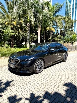 Carro 2.0 TWINPOWER PHEV M SPORT AUTOMÁTICO