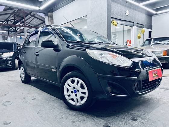 Carro 1.6 MPI CLASS HATCH 8V FLEX 4P MANUAL