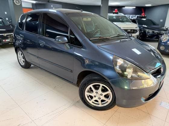 Carro 1.4 LX 8V GASOLINA 4P MANUAL
