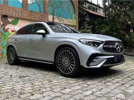 Carro 2.0 MHEV COUPÉ 4MATIC 9G-TRONIC
