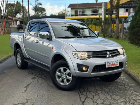 Carro 2.4 HLS 4X2 CD 16V FLEX 4P MANUAL